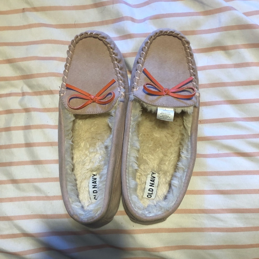 brand new without tags blush moccasins